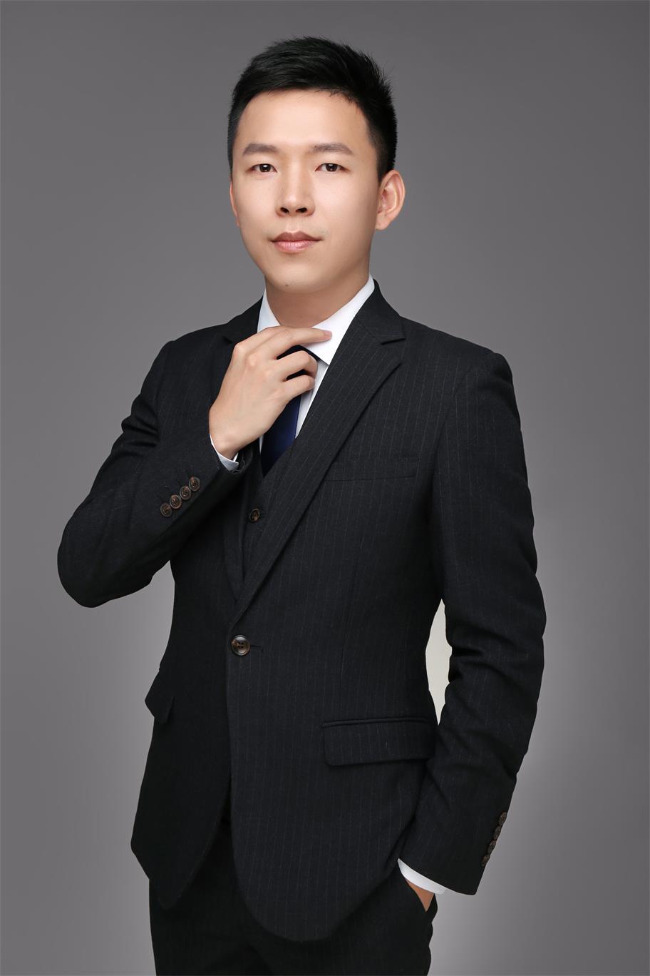 蒲晓华 灯光与摄影艺术负责人
